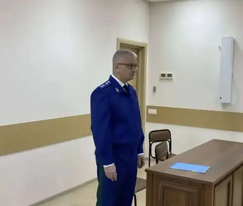В Бузулуке подрядчик сорвал ремонт молодежного пространства: с него взыскали 2,4 млн рублей