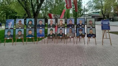 18 портретов бойцов СВО написали и подарили семьям студенты колледжа Оренбурга