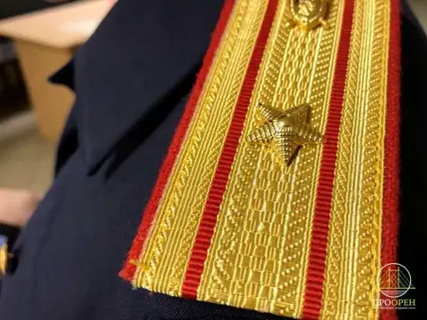 Угрожали расправой: четверых оренбуржцев обвиняют в грабеже на 200 тысяч рублей