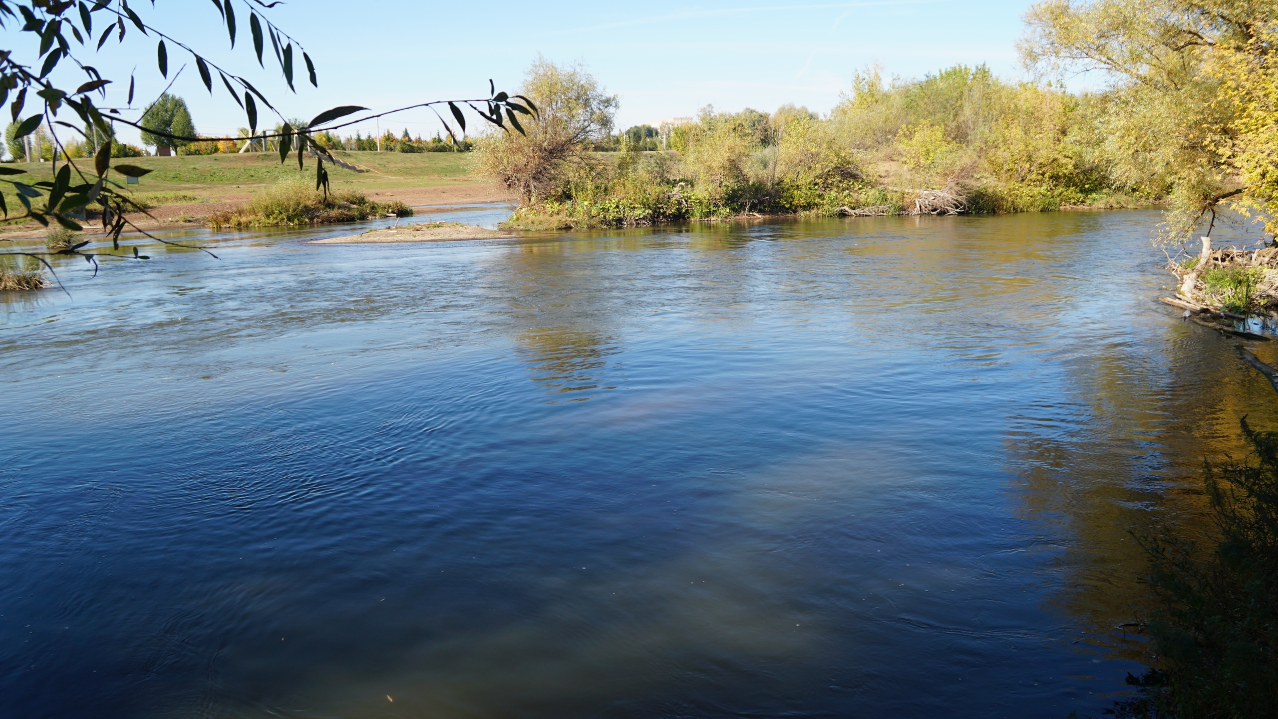 Бузулучанам напомнили о правилах безопасности на воде в осенний период