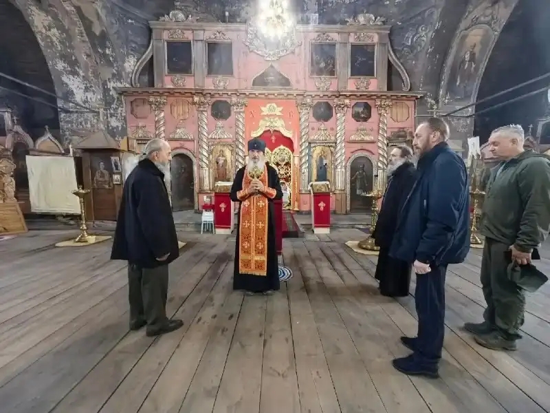 Митрополит Петр совершает паломничество к истоку реки Урал — фото 2