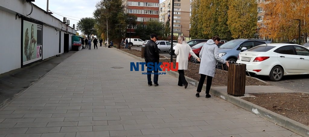 В Новотроицке комиссия начала приёмку работ по третьему этапу благоустройства – от дома № 160 до дома № 118 — фото 2