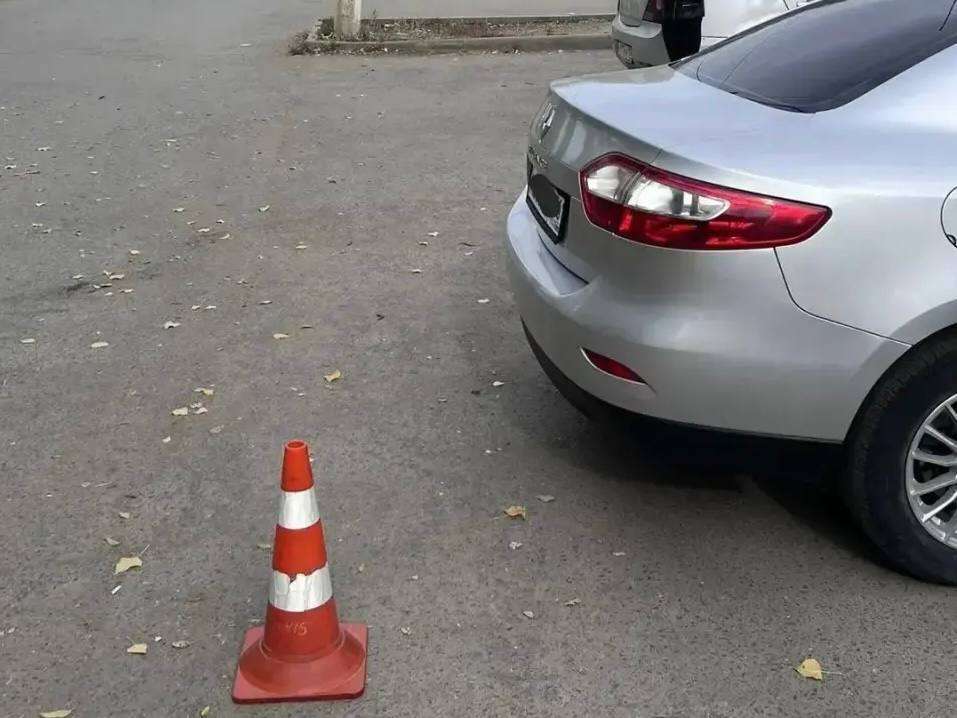 В Новотроицке после наезда «Рено» госпитализировали пенсионерку