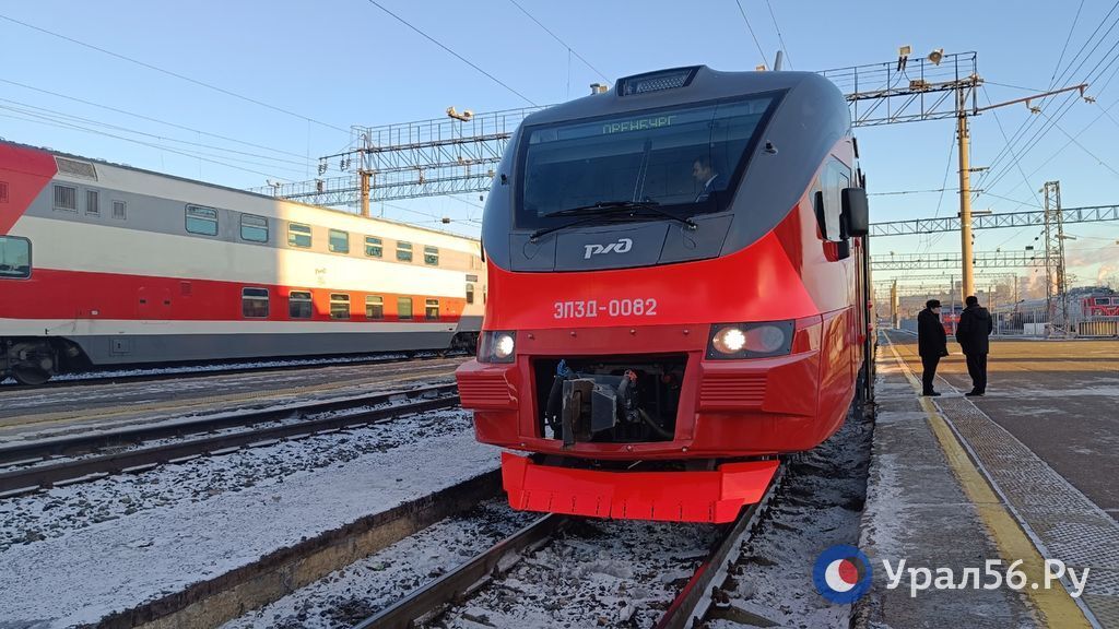 В Оренбургской области с 25 октября изменится расписание пригородного поезда